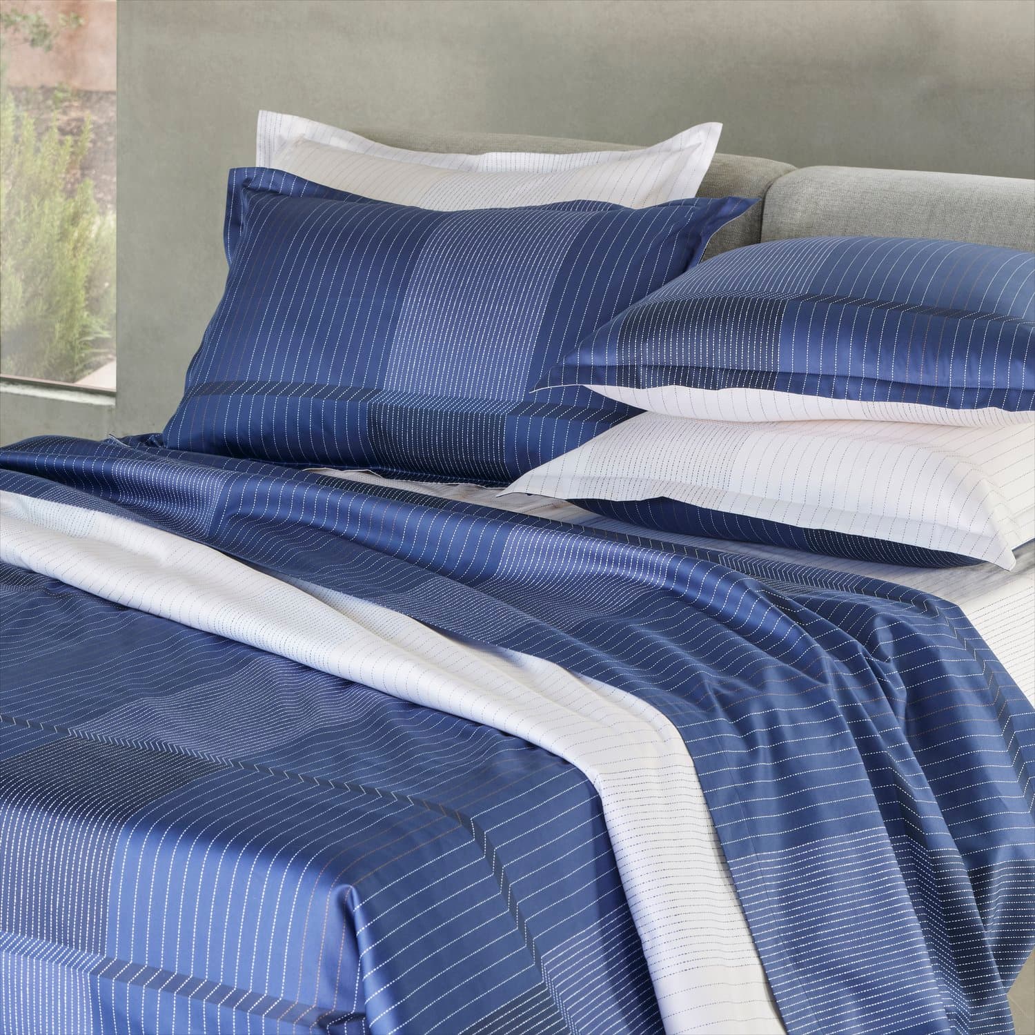 Lençol de Cima Tennis Stripes Super King 300 Fios Azul Marinho Hugo Boss Home 2,70 x 3,00 cm